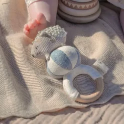 Baby Bello Henny De Egel Rammelaar - Sky Blue