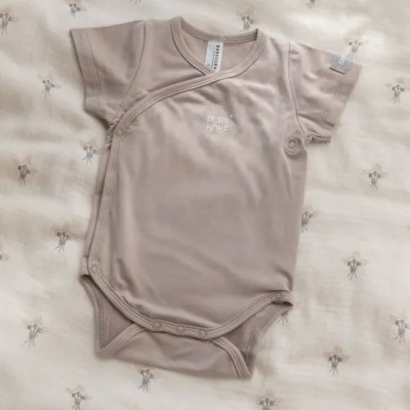 Bamboom Overslag Romper - Zand - 1 Mnd