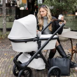 Dubatti One E6 Kinderwagen Dark Brown / Walnut Brown | Dubatti by Römer Autostoeltje Babysafe Pro | Vario Base 5Z