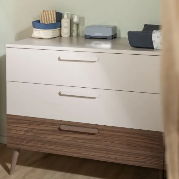 Europe Baby Sev Babykamer Oatmeal/Walnoot | Ledikant 60x120 + Commode