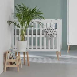 Europe Baby Sterre Babykamer Wit / Naturel | Ledikant 60 x 120 cm + Commode