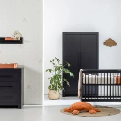 Europe Baby Vittoria III Kledingkast 3-Deurs Zwart