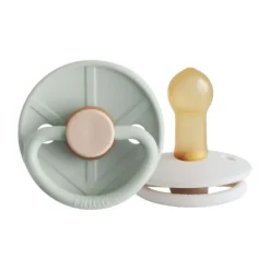 FRIGG Little Viking Fopspeen - 6-18 Mnd - 2 stuks - Sage/Cream