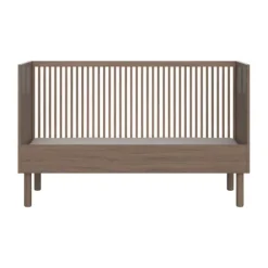 Kidsmill Dai Babykamer Walnoot | Ledikant 120 x 60 cm + Commode