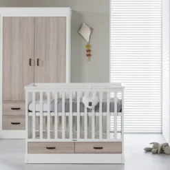 Kidsmill Newport Babykamer Wit / Eiken | Bed 60 x 120 cm + Commode