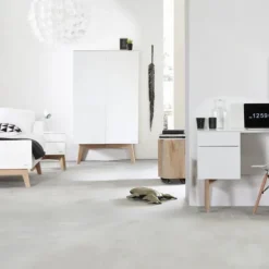 Kidsmill Sixties Kinderkamer Wit Mat / Naturel | Bed 90 x 200 + Bureau + Kast 2-Deurs