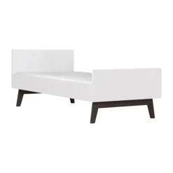 Kidsmill Sixties Kinderkamer Wit Mat / Walnoot | Bed 90 x 200 cm + Kast 2-Deurs