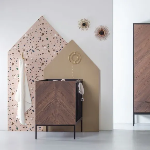 Kidsmill Vince Babykamer Black / Walnut | Bed 60 x 120 cm + Commode Breed