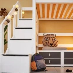LIFETIME Kidsrooms Hoogslaper met Trapkast – 90×200 cm – Premium Rolbodem