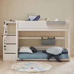 LIFETIME Kidsrooms Stapelbed Laag met Trapkast – 90×200 cm – Premium Rolbodem
