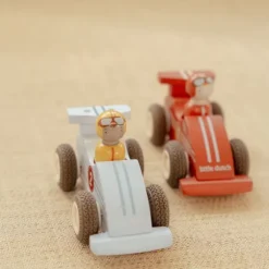 Little Dutch Pullback Racewagens Inclusief Pegdolls – Set van 2 – Hout