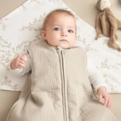 Meyco Baby Uni Baby Slaapzak Gevoerd - 110cm Pre-Washed Hydrofiel - Sand