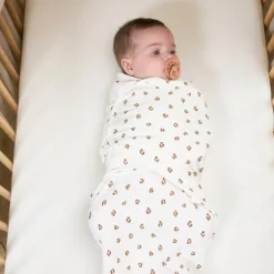 Meyco Mini Panther Swaddle Inbakerdoek - 0-3 Mnd - Soft Pink