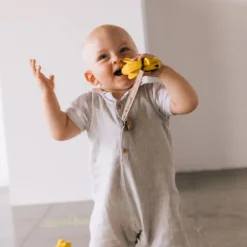 Oli & Carol Bijtspeeltje - Ana Banana